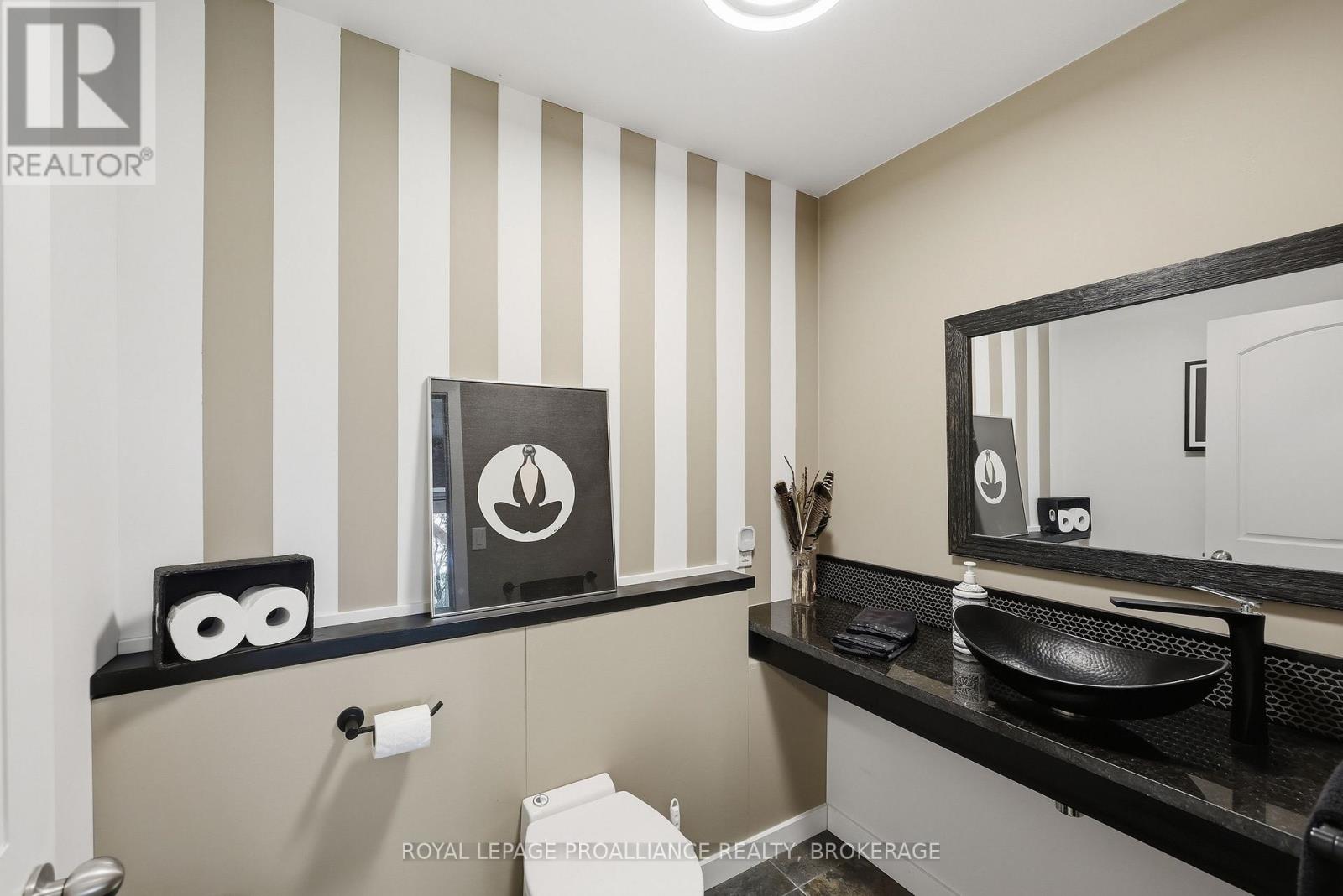 369 OLD RIVER ROAD - 39