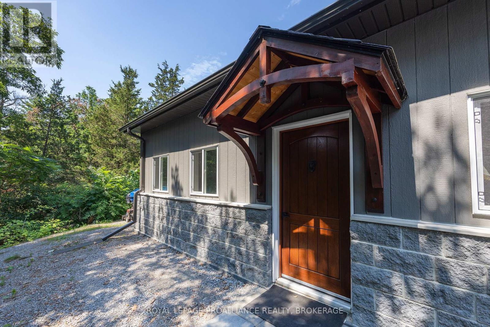 369 OLD RIVER ROAD - 44