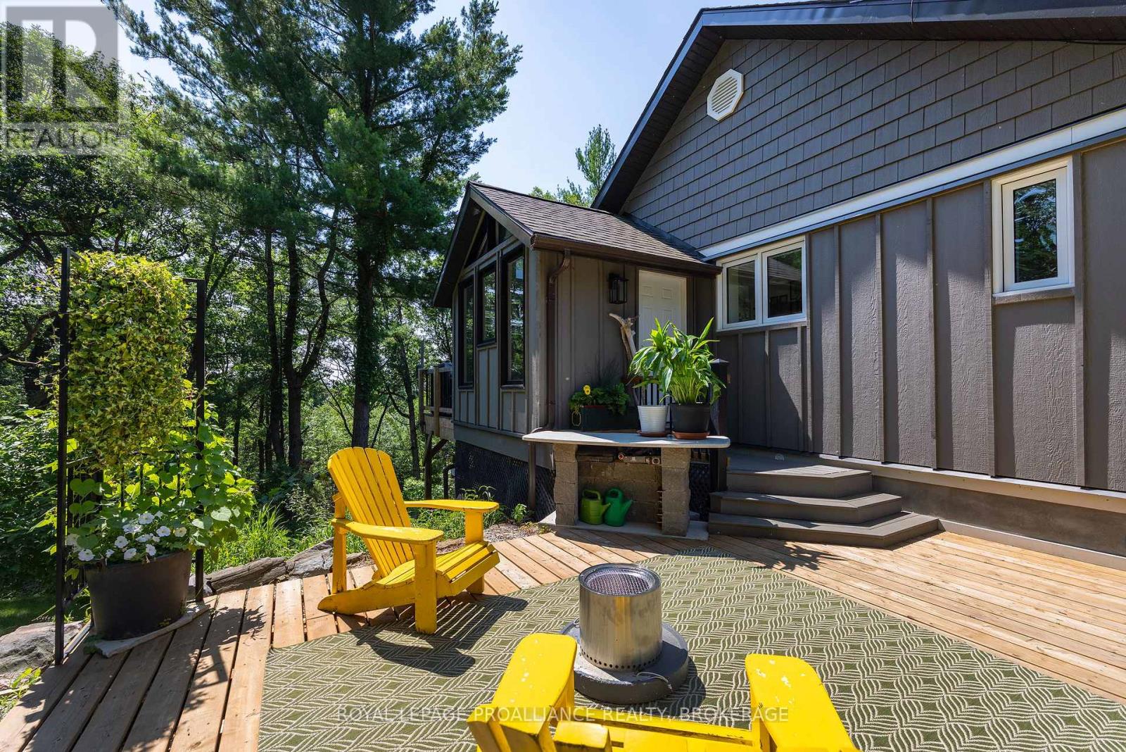 369 OLD RIVER ROAD - 7