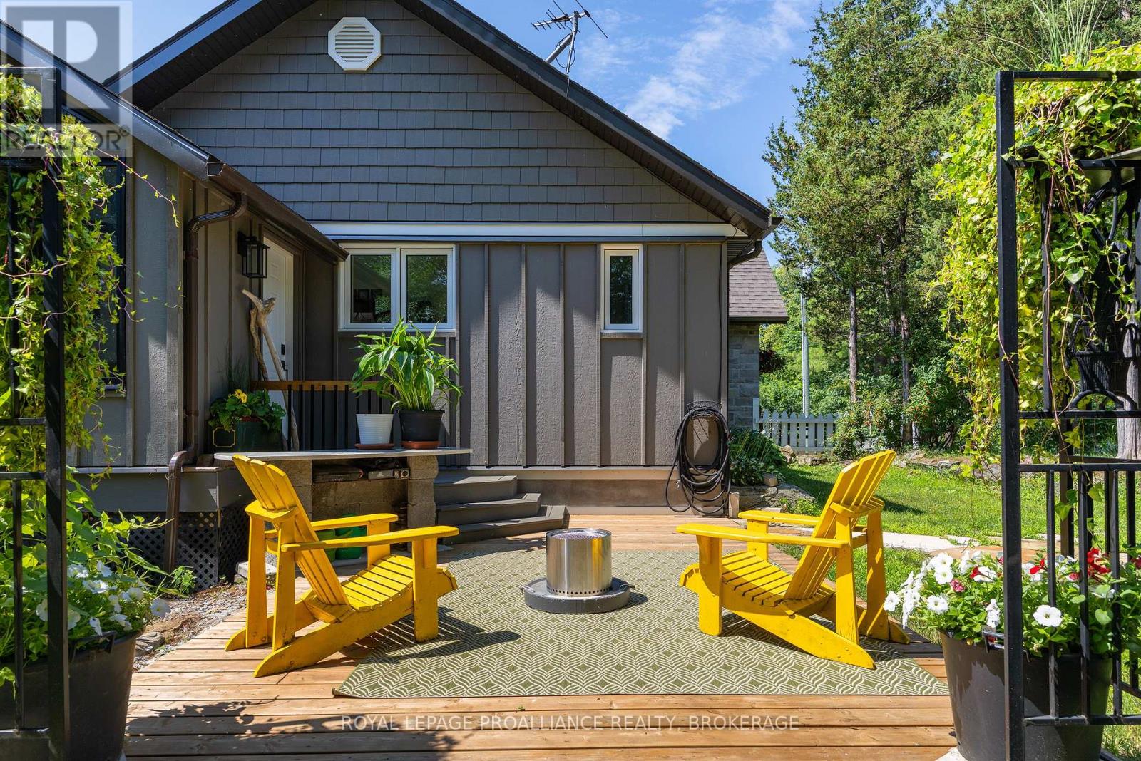 369 OLD RIVER ROAD - 8