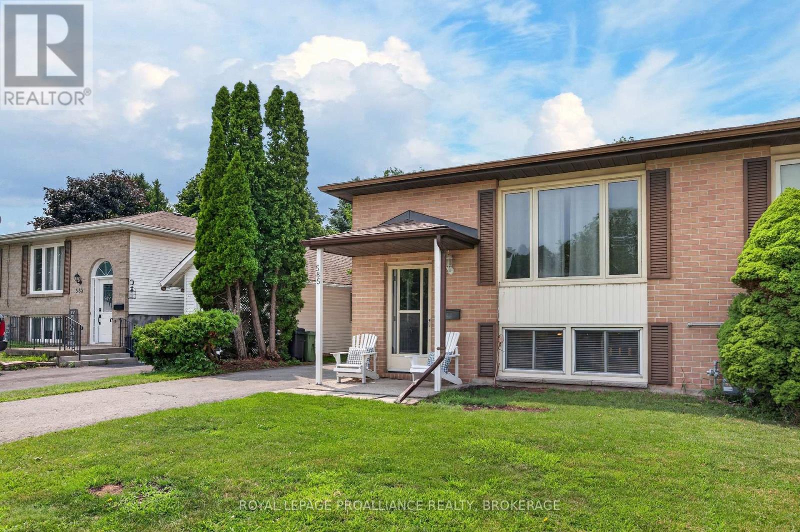 585 GAVIN COURT - 2