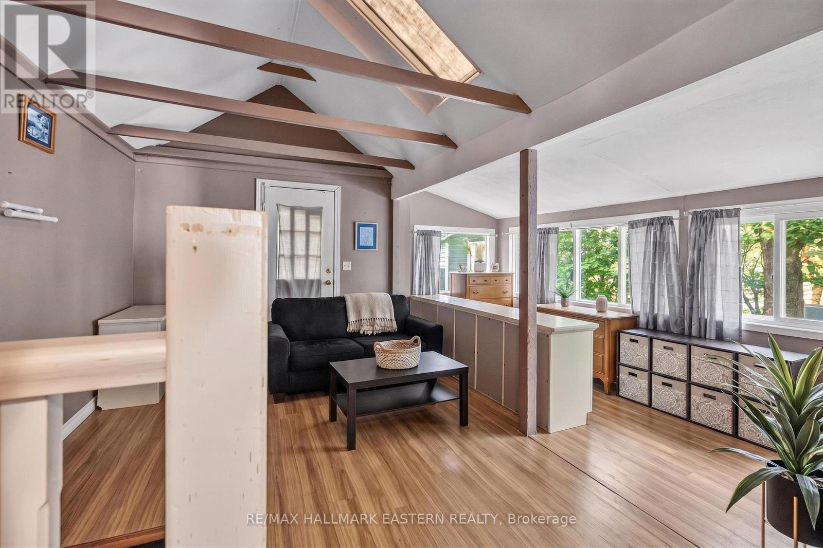 714 CHAMBERLAIN STREET - 26