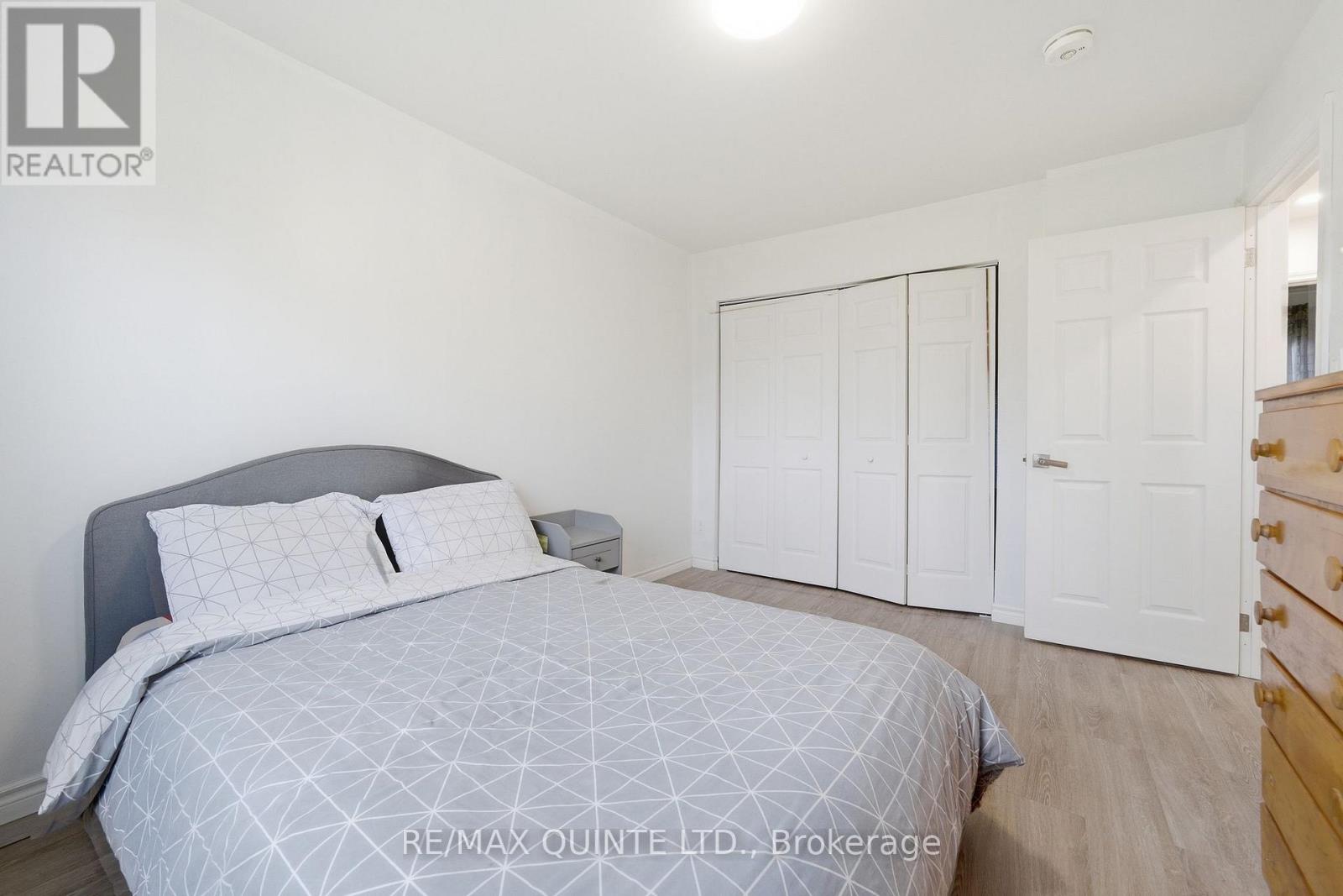 #2 99 DUNNETT BOULEVARD - 15