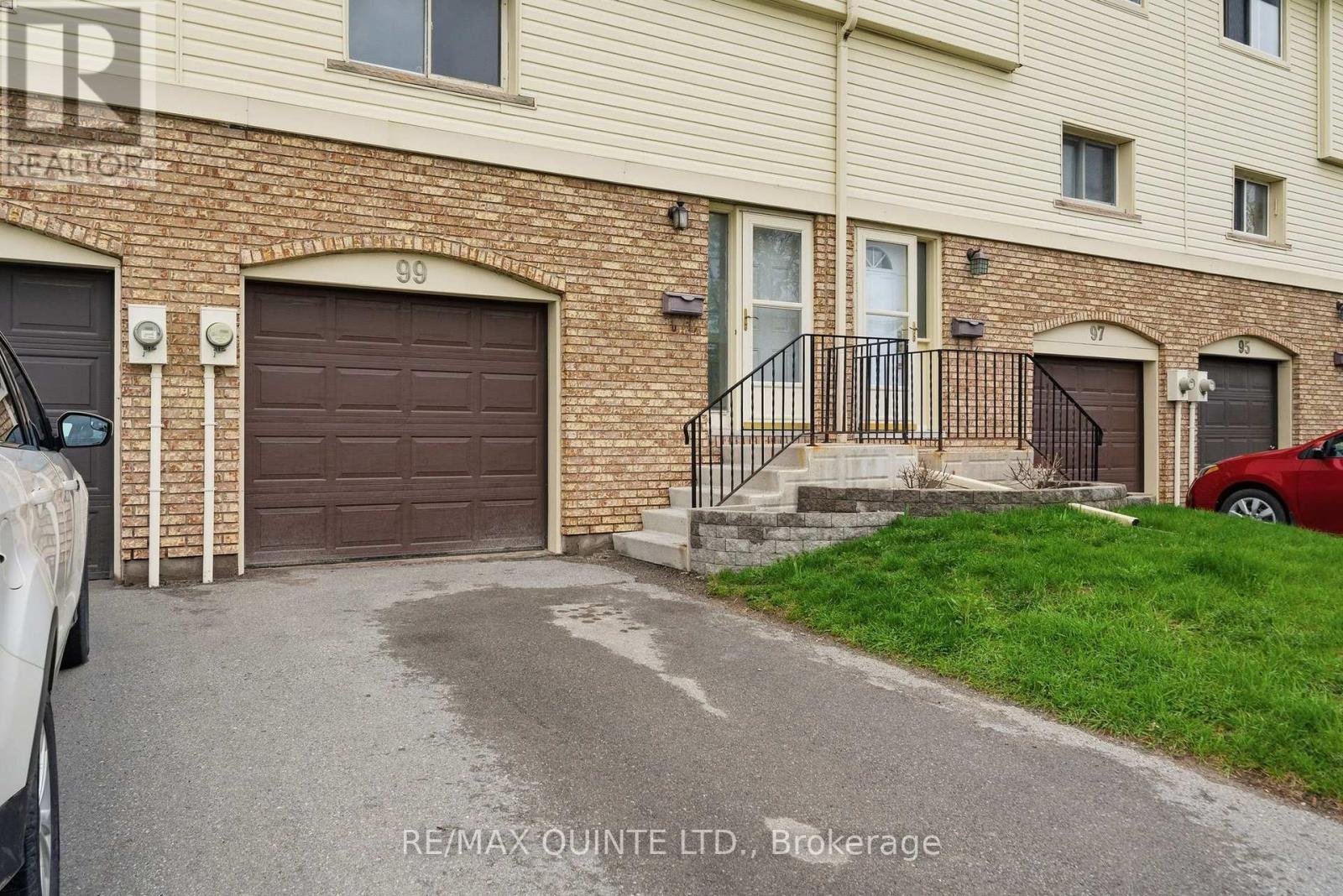 #2 99 DUNNETT BOULEVARD - 2