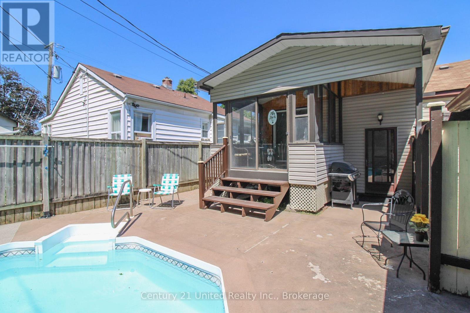 783 ST MARY'S STREET - 8
