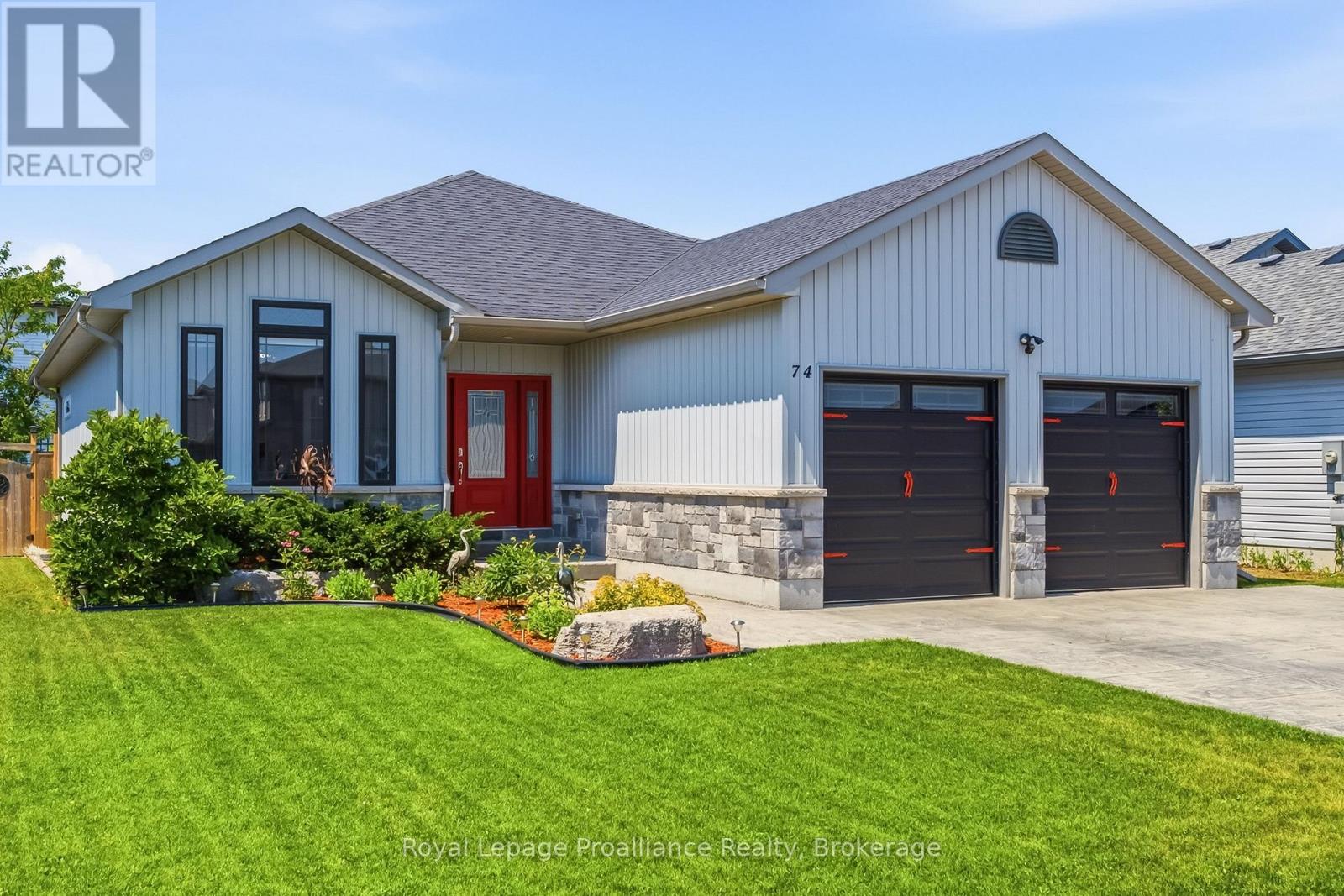 74 SIENNA AVENUE - 2