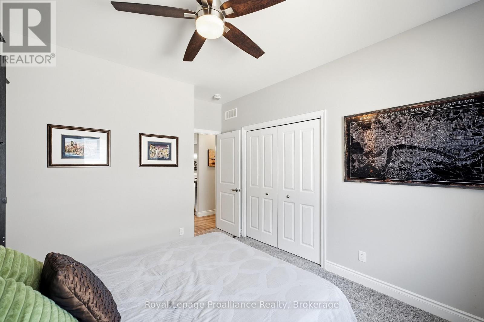 74 SIENNA AVENUE - 27