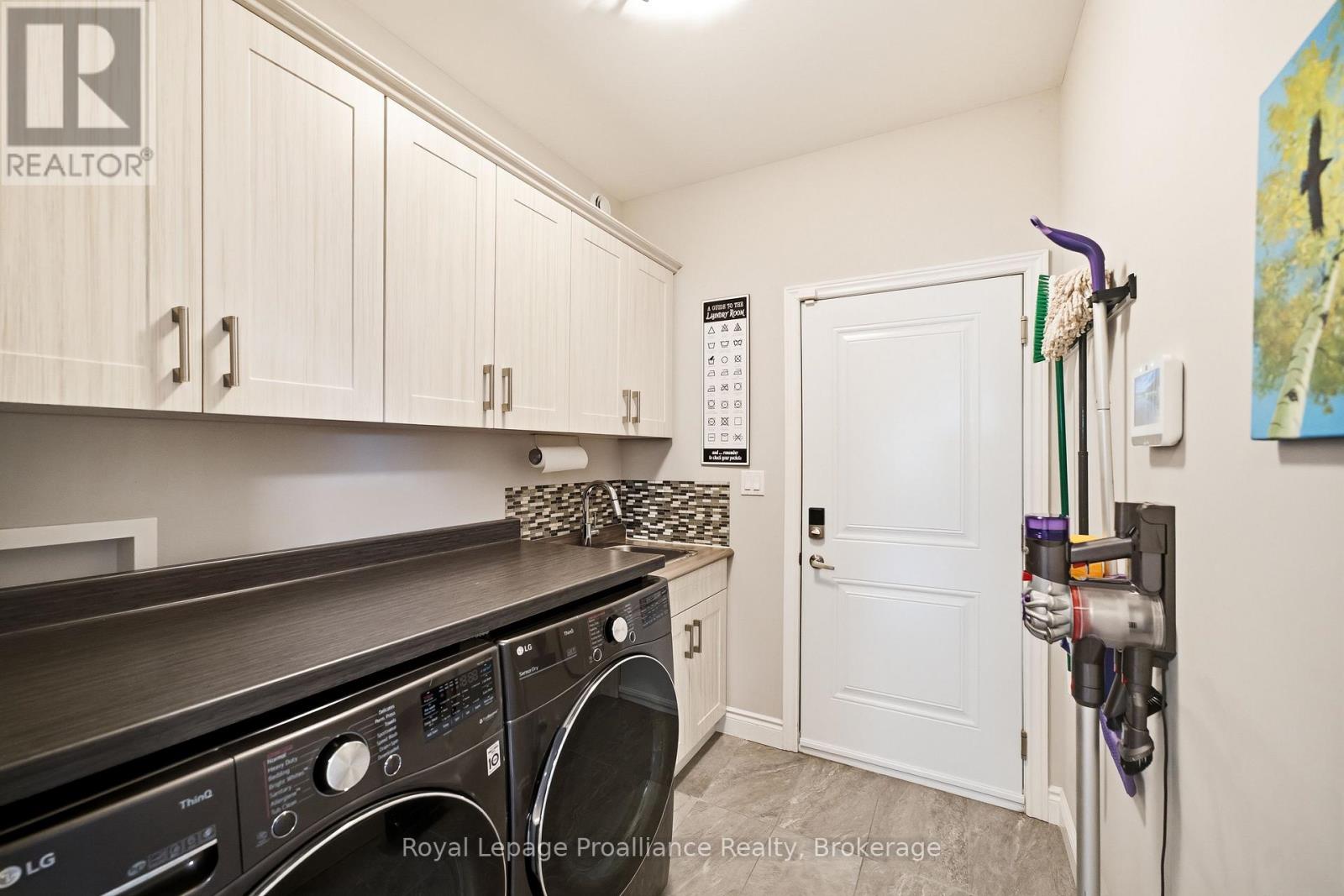 74 SIENNA AVENUE - 28