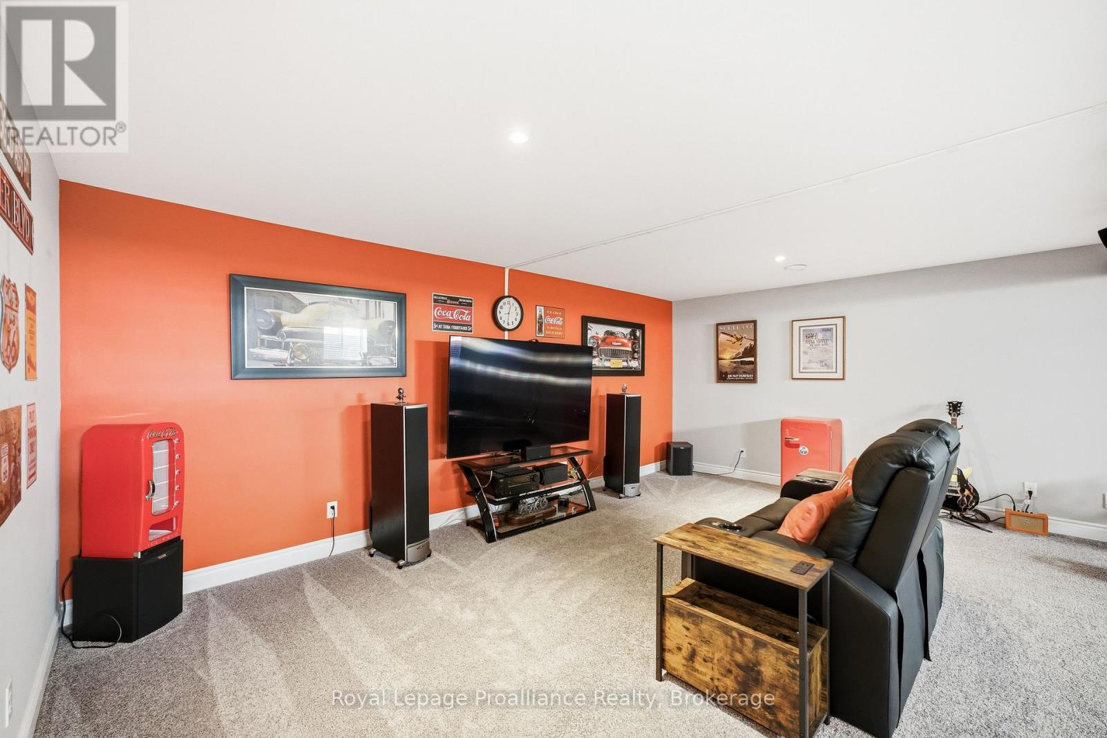 74 SIENNA AVENUE - 29