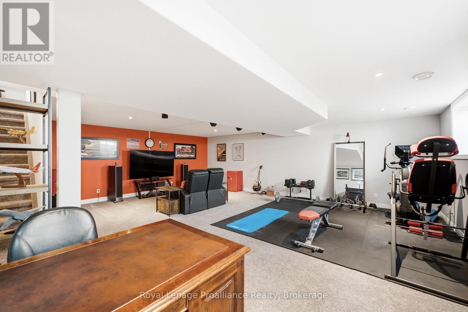 74 SIENNA AVENUE - 33