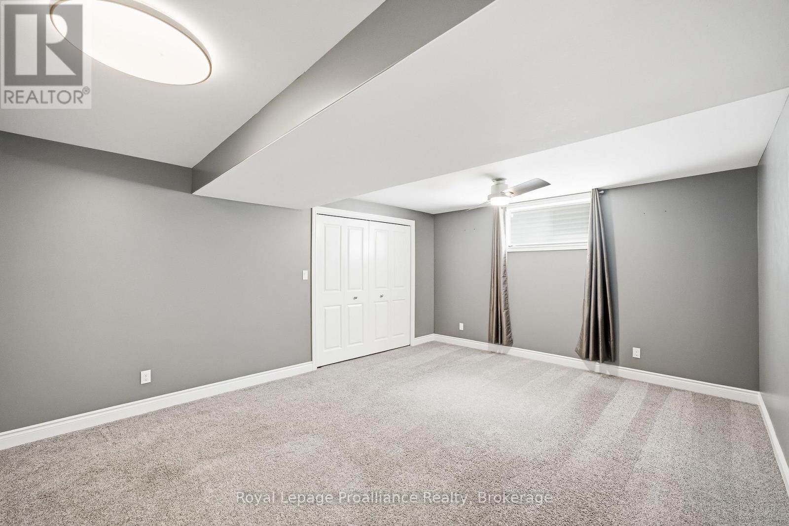 74 SIENNA AVENUE - 36
