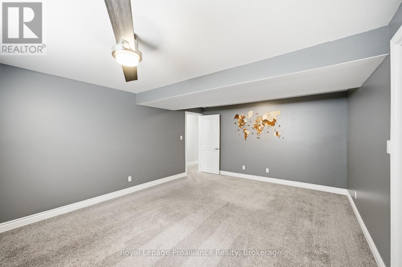 74 SIENNA AVENUE - 37