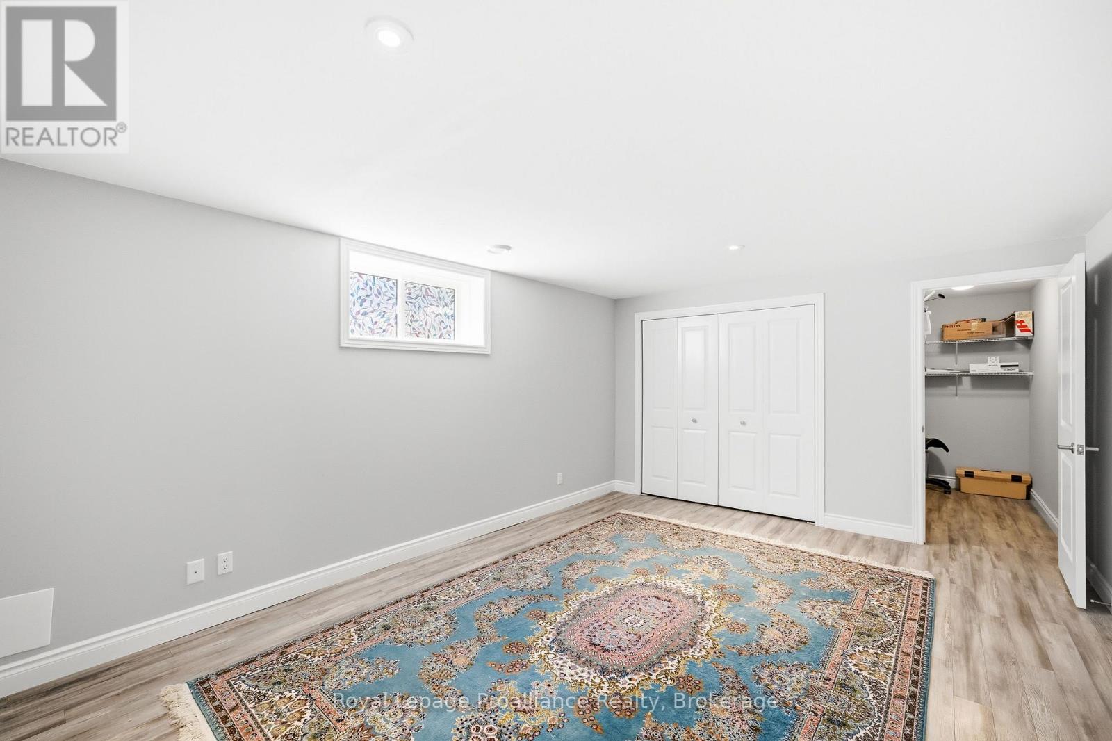 74 SIENNA AVENUE - 38