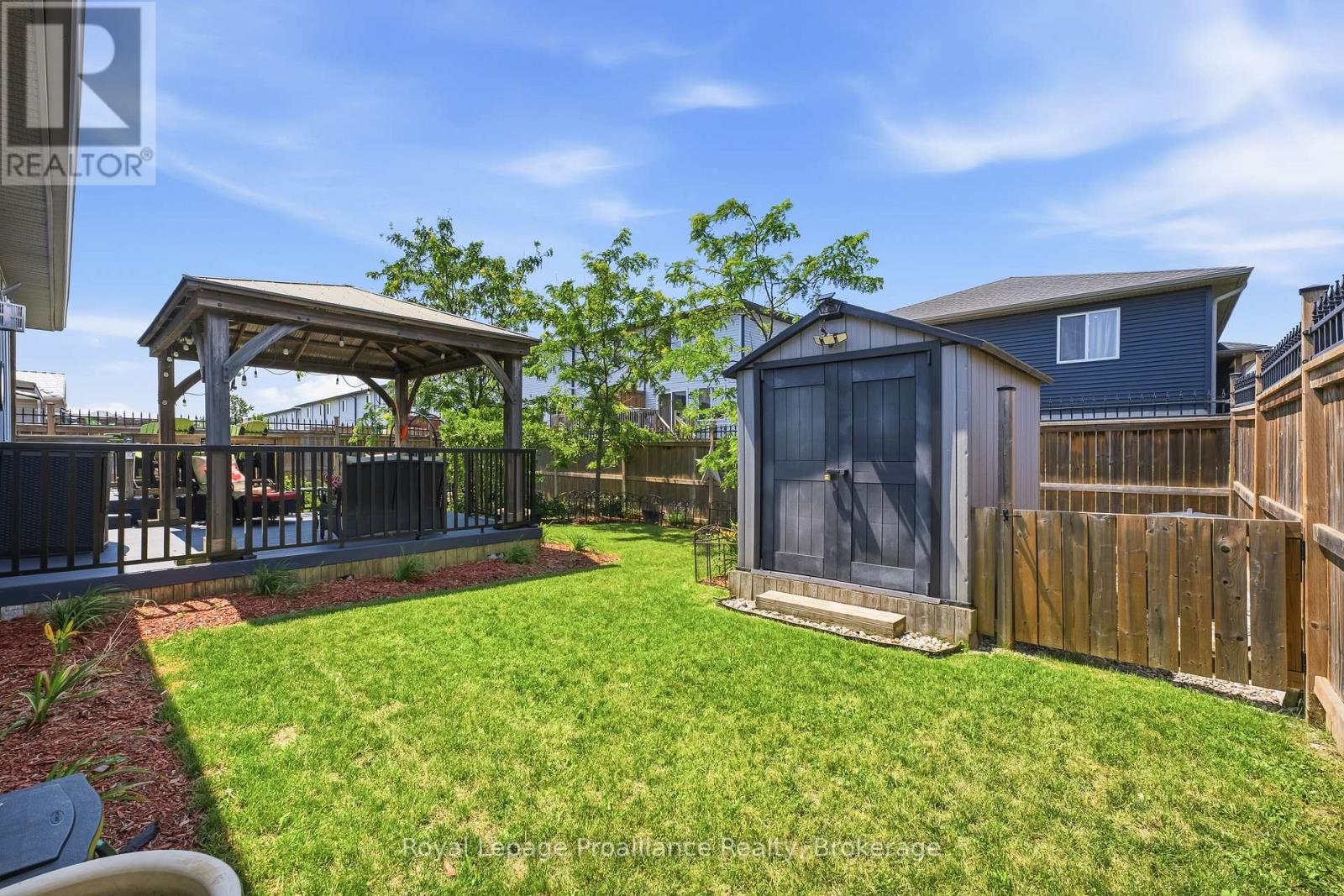 74 SIENNA AVENUE - 47