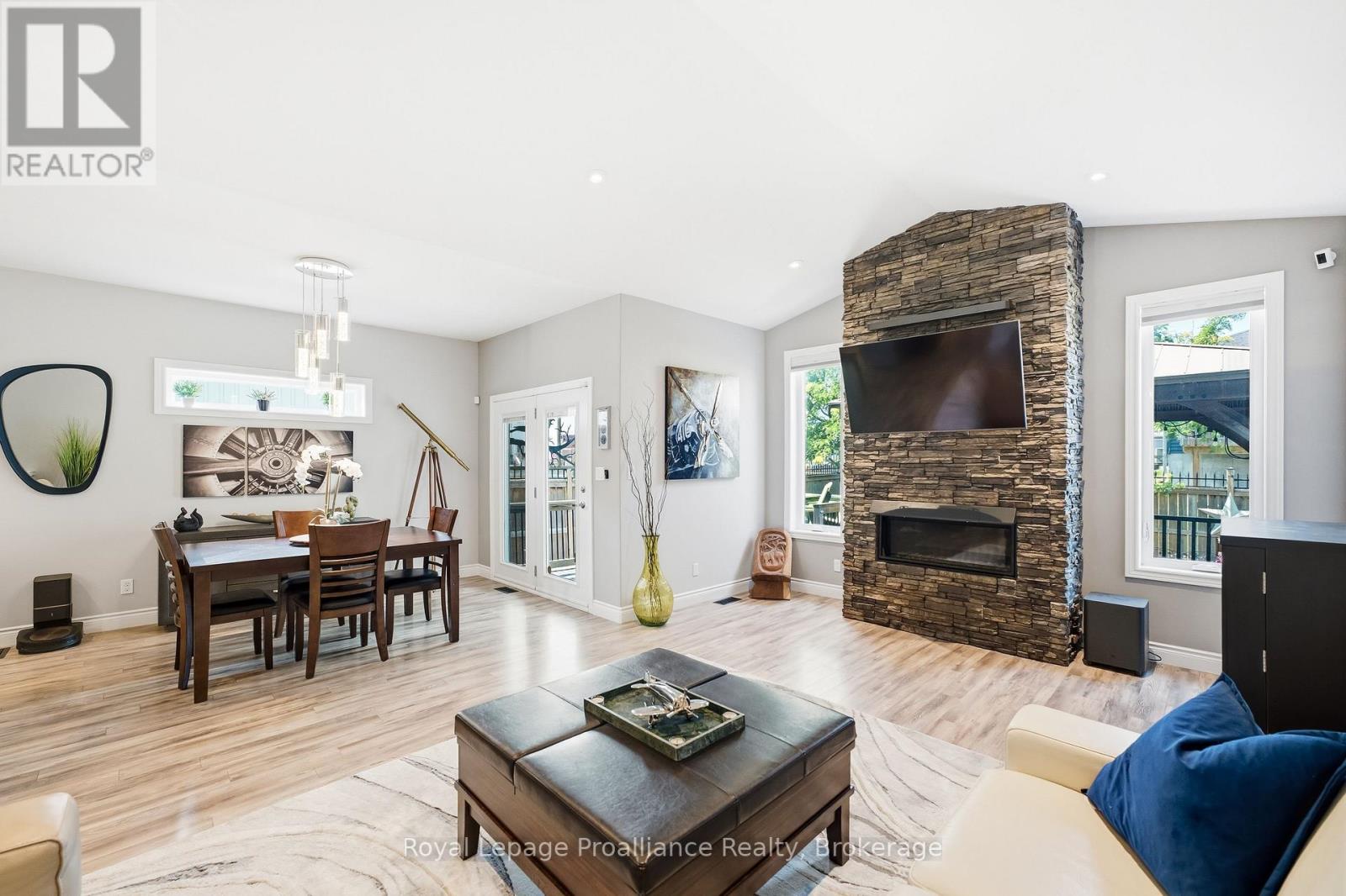 74 SIENNA AVENUE - 8
