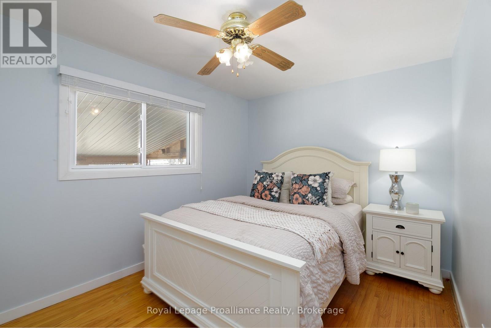 112 PROSPECT HILL - 15