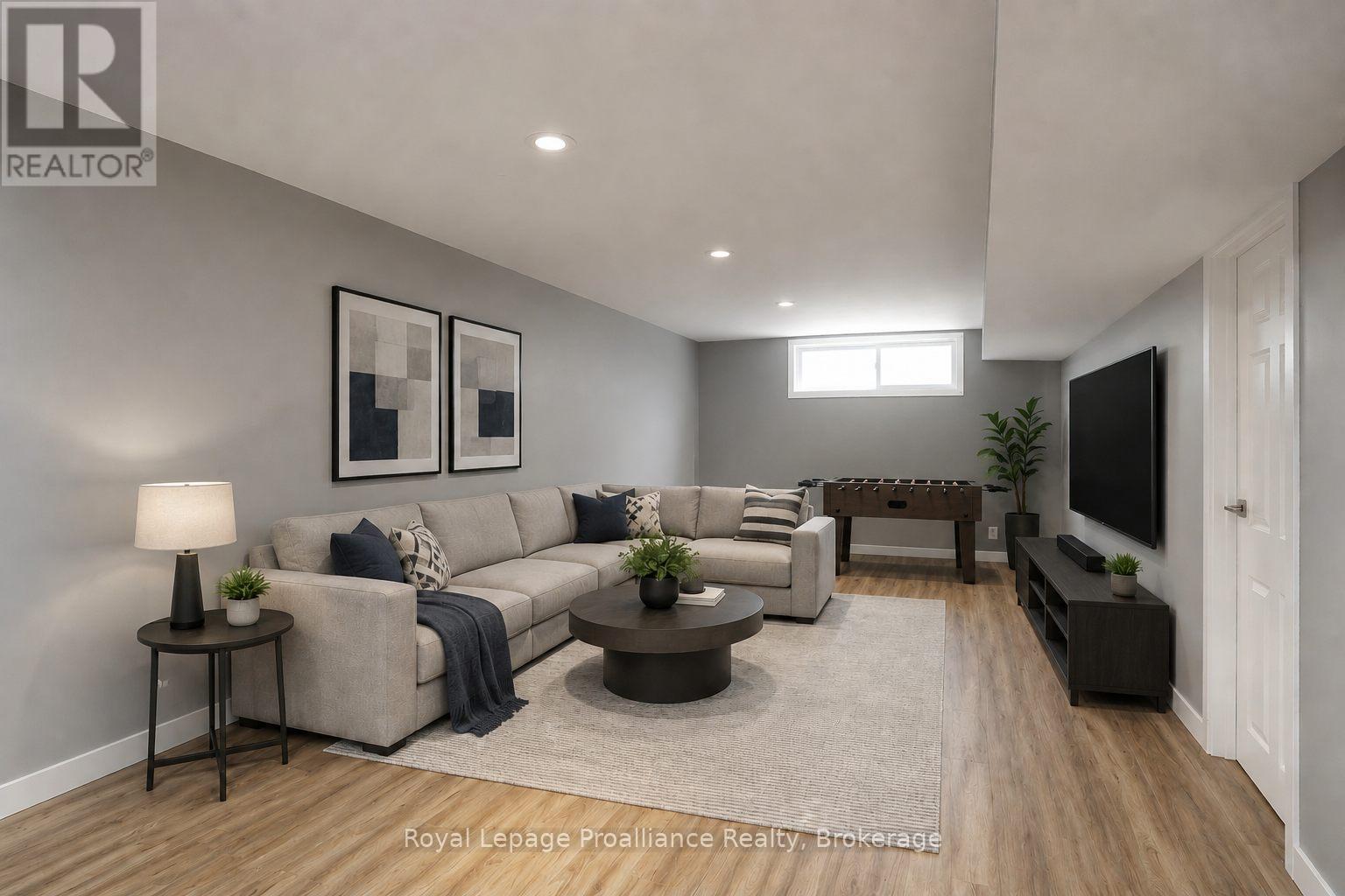 112 PROSPECT HILL - 24