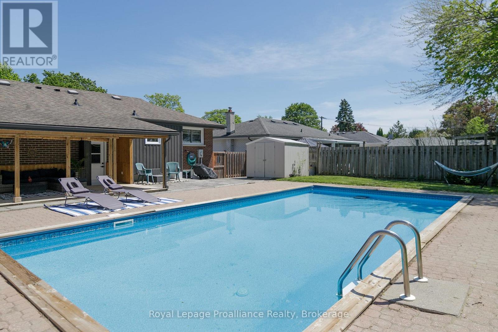 112 PROSPECT HILL - 31