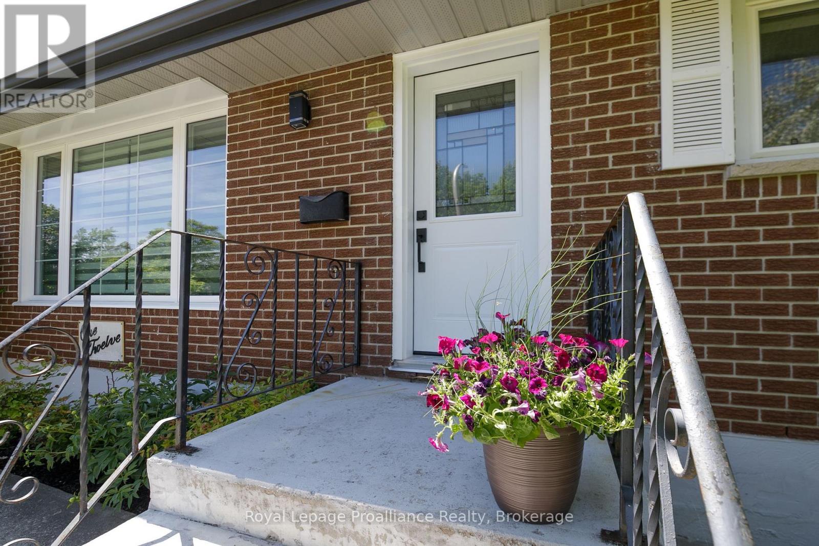 112 PROSPECT HILL - 5