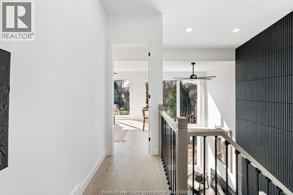 2041 SENECA STREET - 15