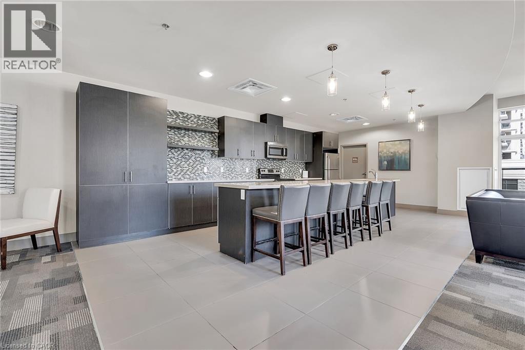 #804 90 CHARLTON Avenue W - 26