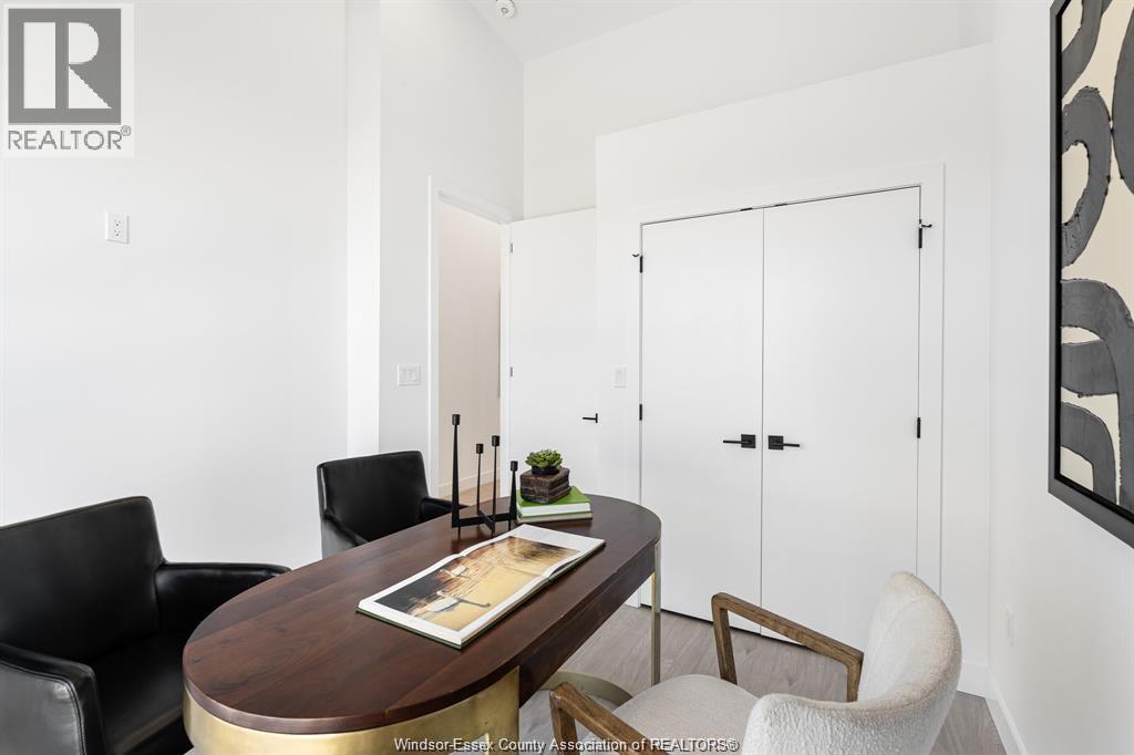 2041 SENECA STREET - 30
