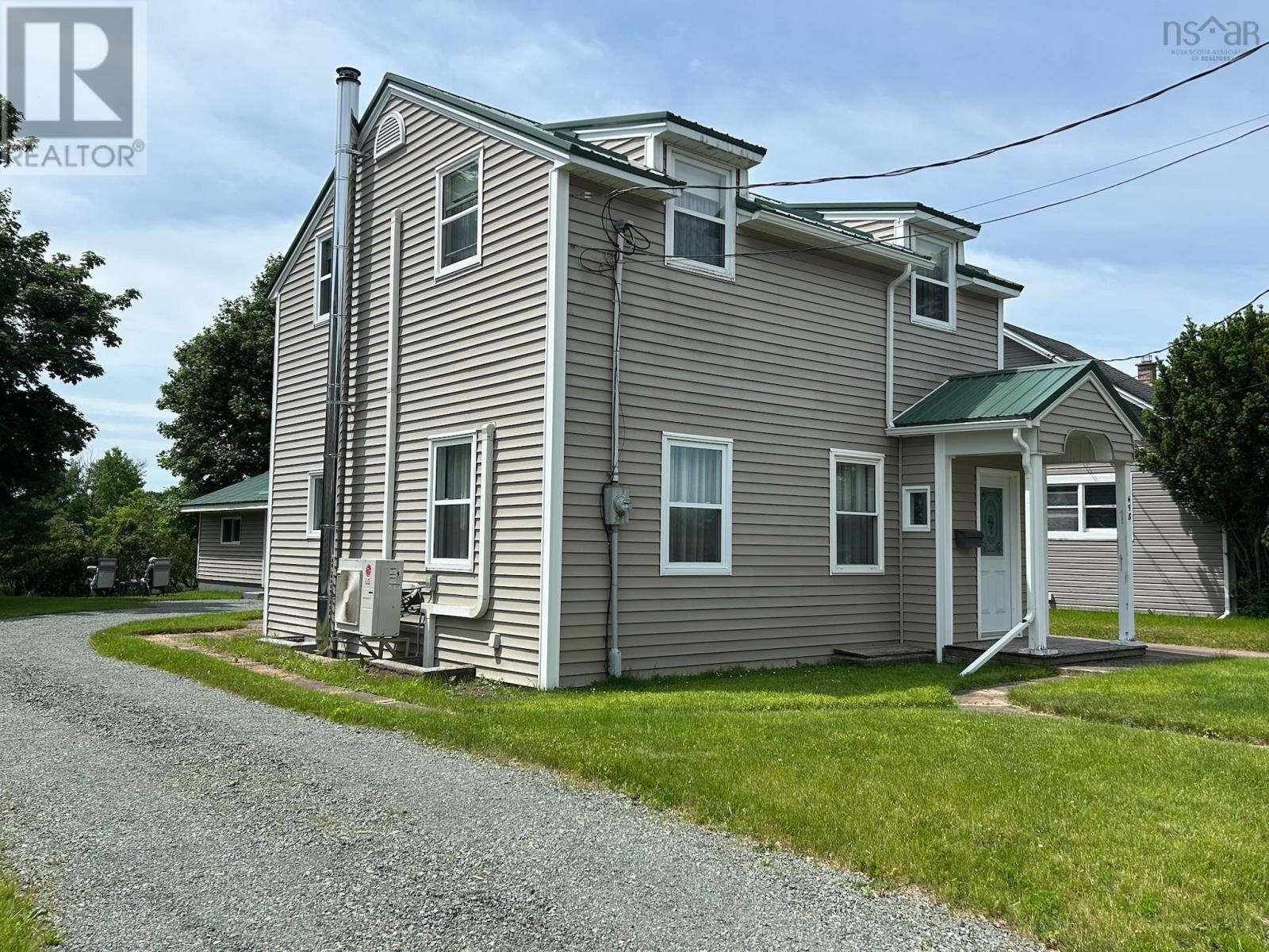 458 ROBIE Street - 2