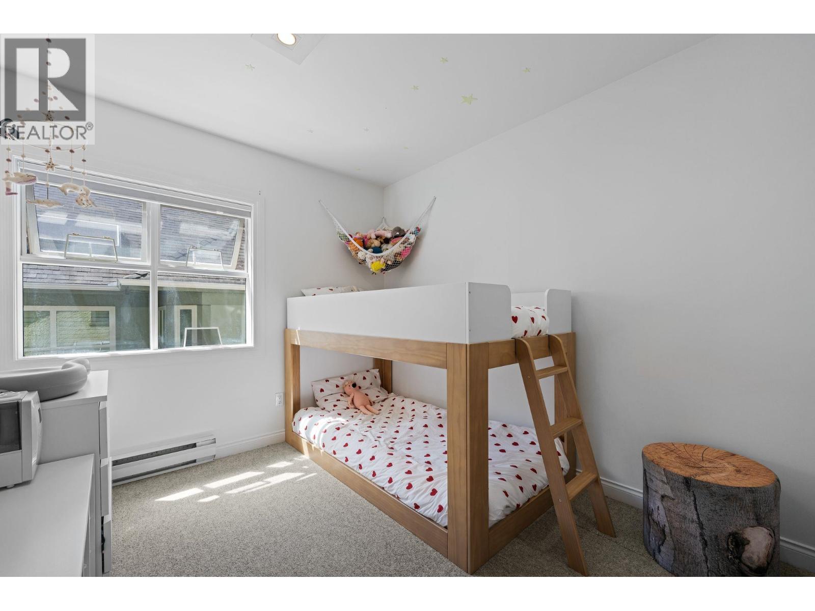 1987 W 13TH AVENUE, Vancouver