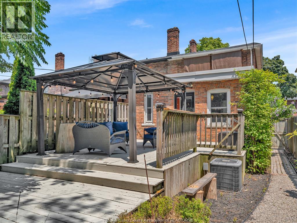 883 MONMOUTH - 15