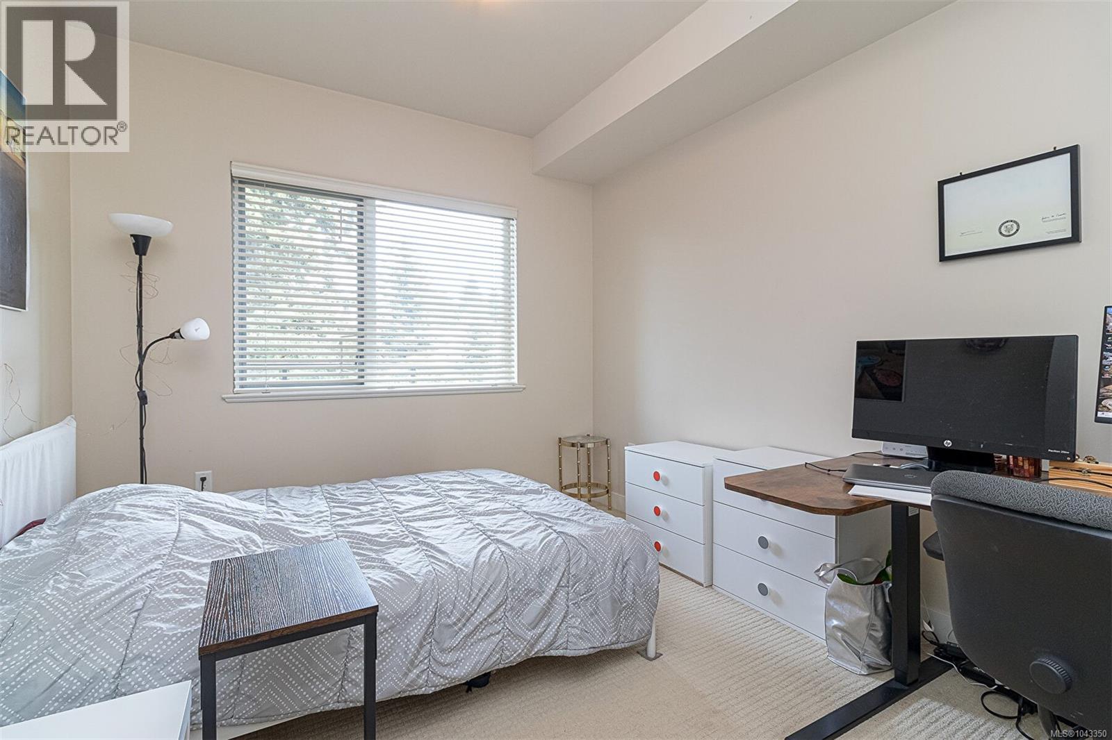 212 4394 West Saanich Road, Saanich