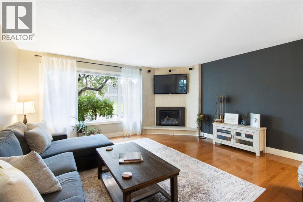 10504 Spadina Drive SW - 7