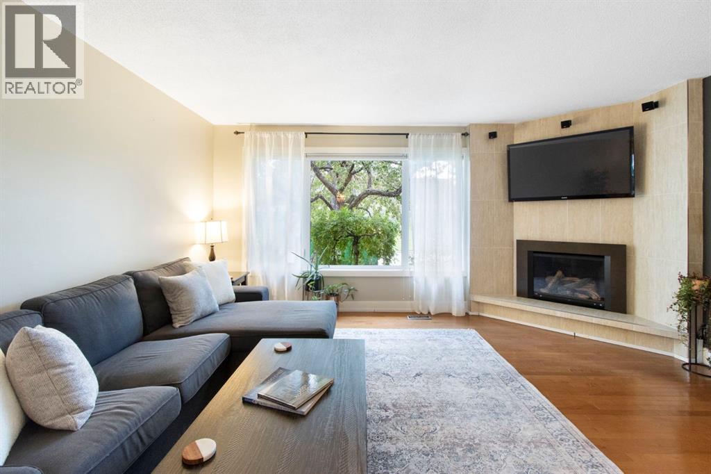 10504 Spadina Drive SW - 8
