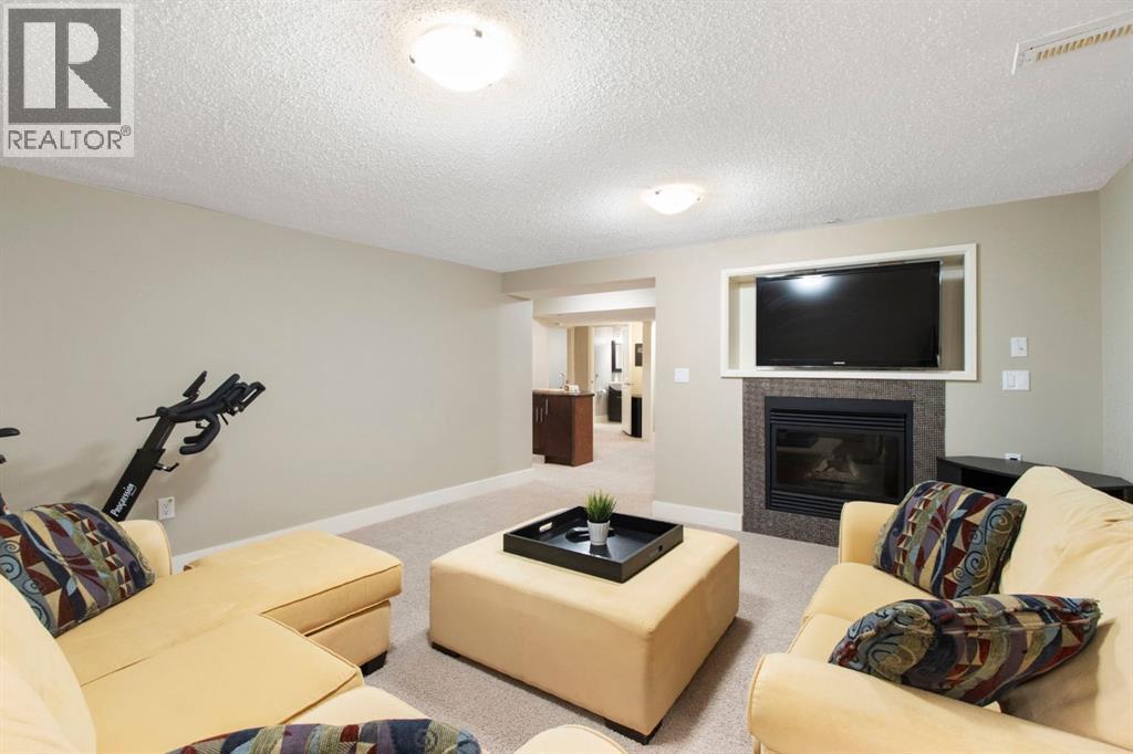 10504 Spadina Drive SW - 34