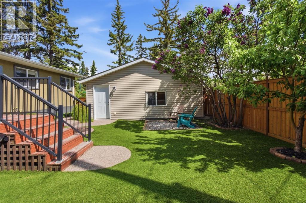 10504 Spadina Drive SW - 37
