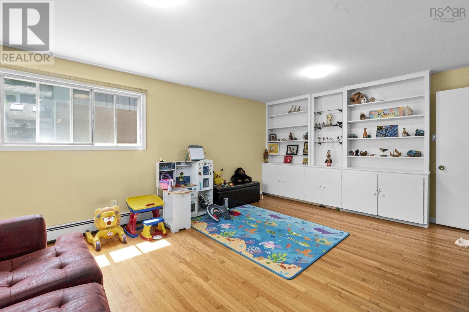 22 Northcliffe Lane - 15