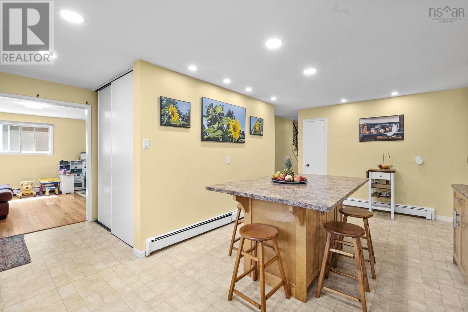 22 Northcliffe Lane - 14