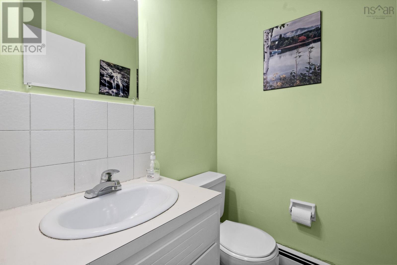 22 Northcliffe Lane - 17