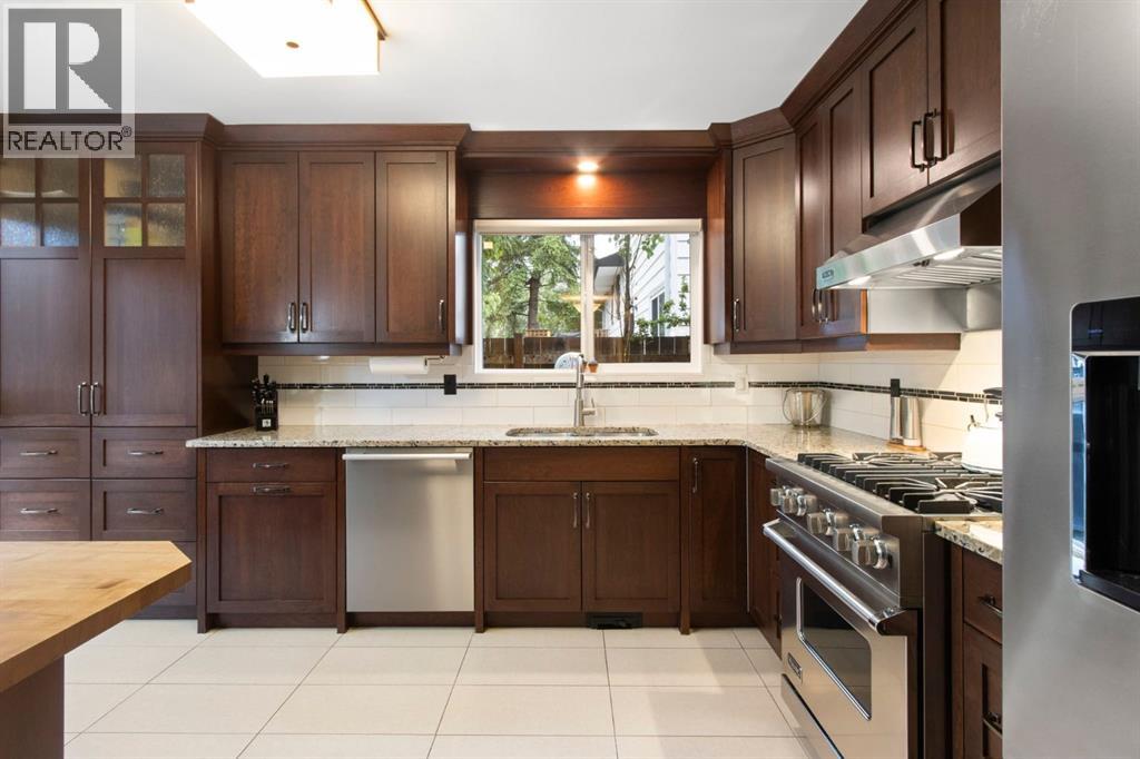 10504 Spadina Drive SW - 14