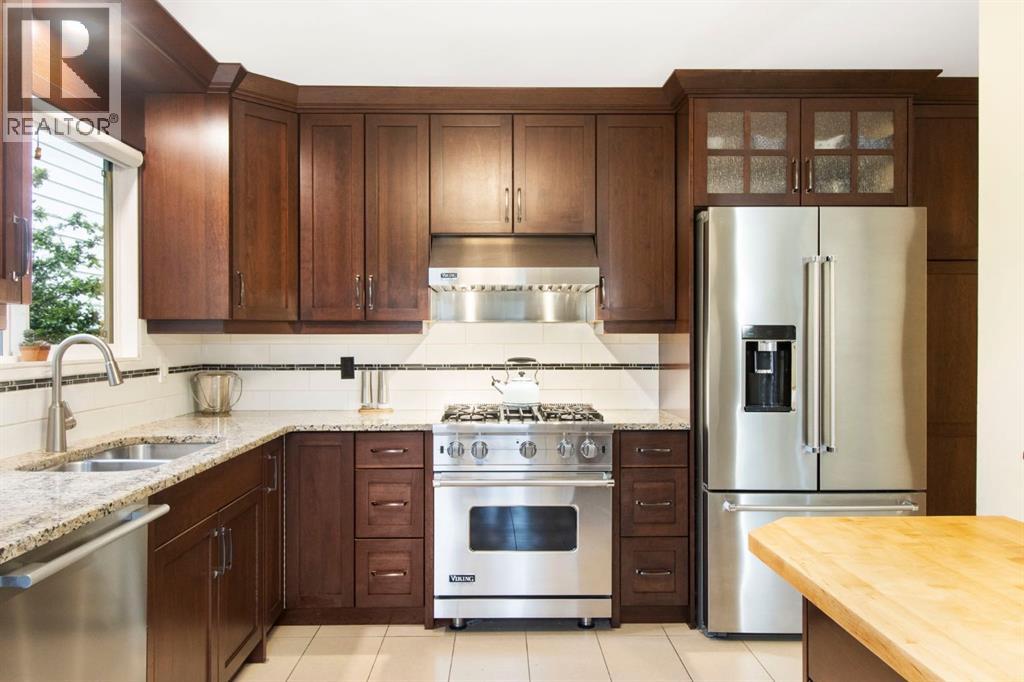 10504 Spadina Drive SW - 17