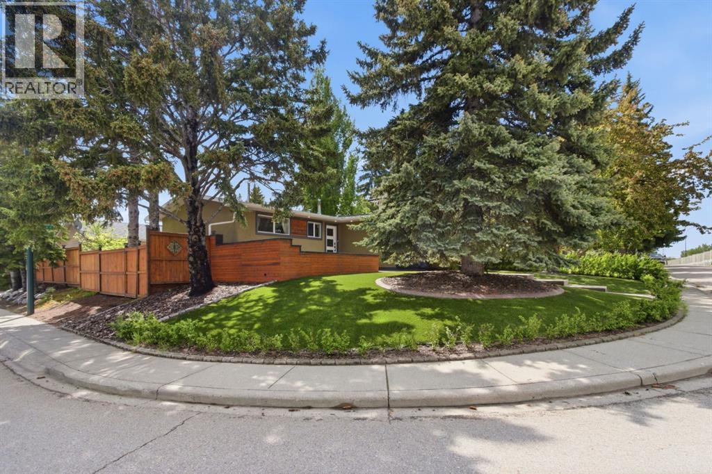 10504 Spadina Drive SW - 2