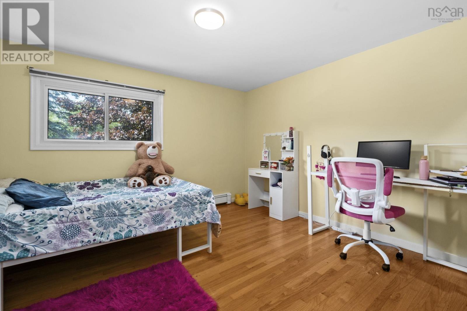 22 Northcliffe Lane - 29