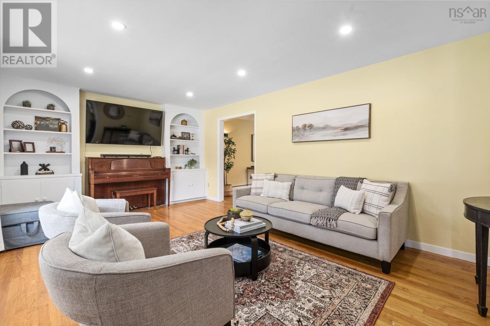 22 Northcliffe Lane - 3
