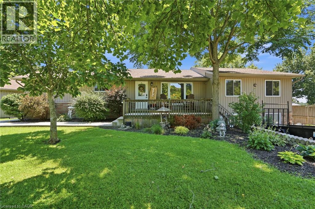 25 SAVERYN Road - 2