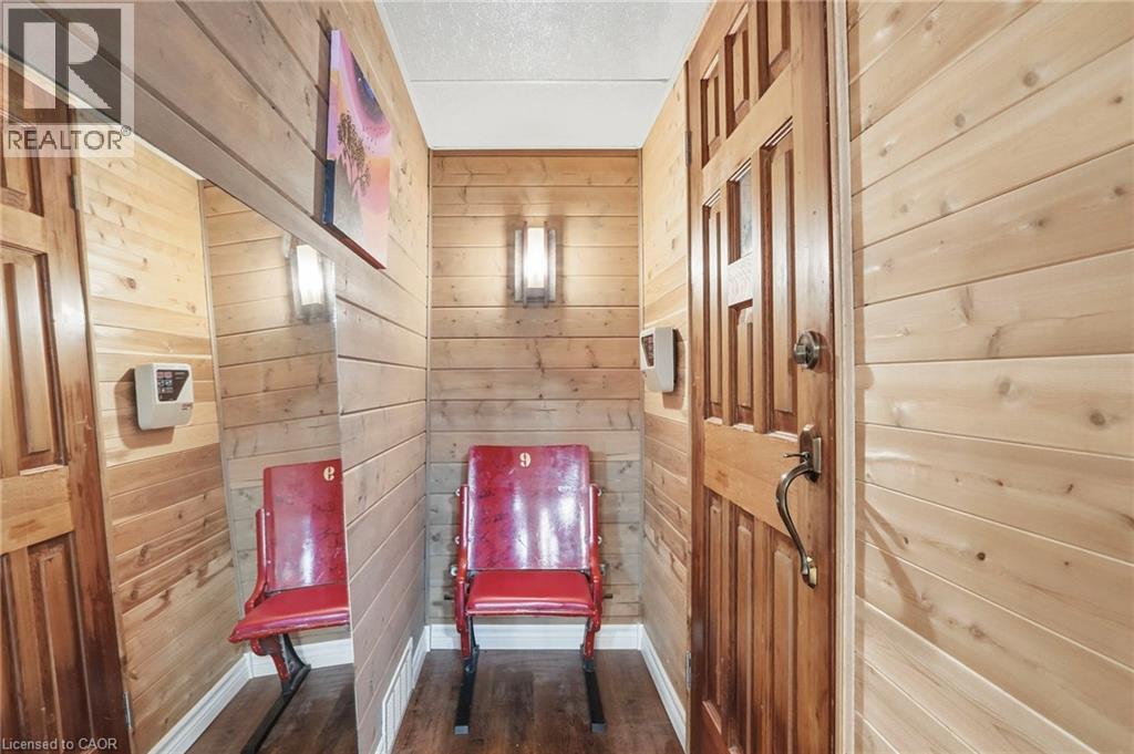 25 SAVERYN Road - 26