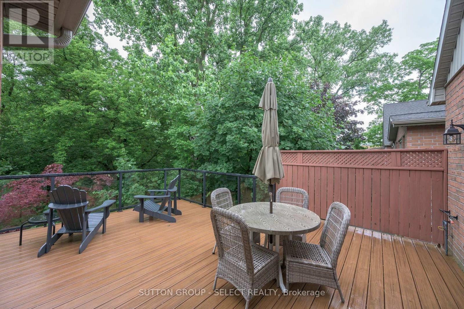 #104 25 BECHER STREET - 32
