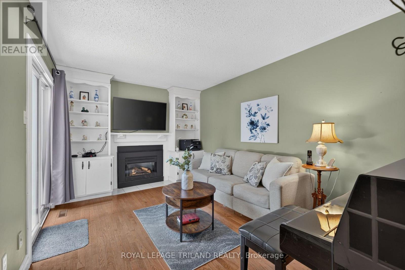 1077 MAHOGANY CRESCENT - 15