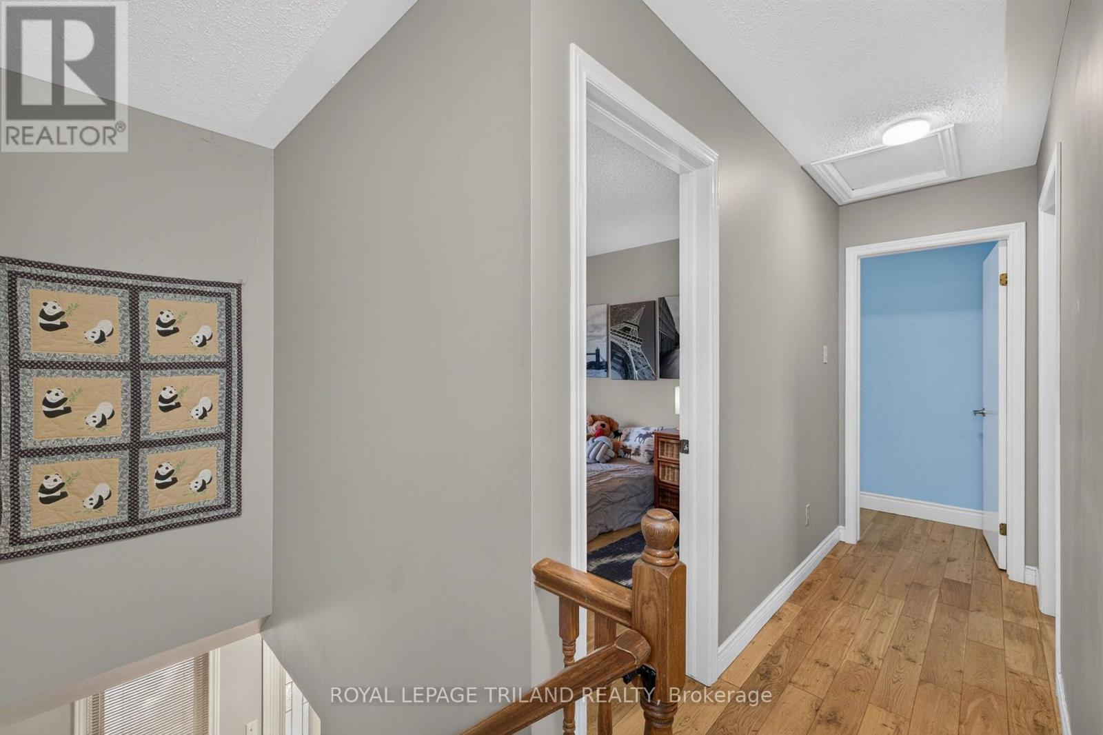 1077 MAHOGANY CRESCENT - 19