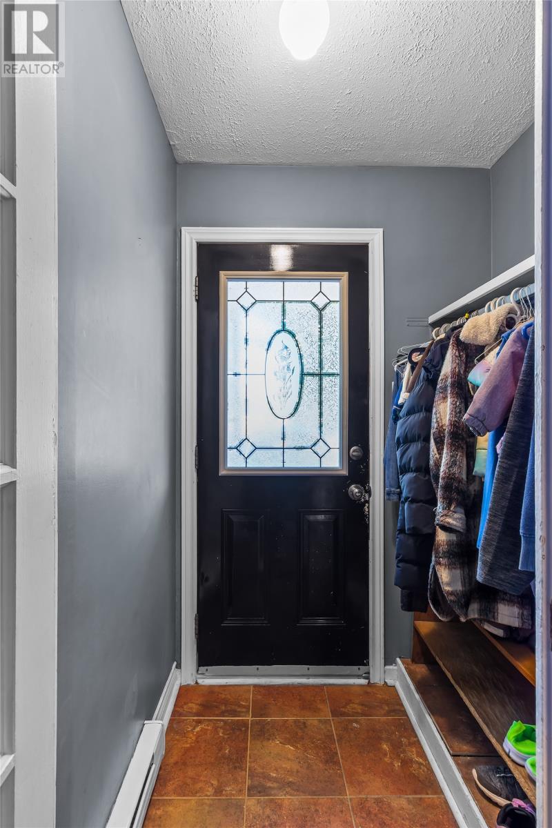 5 Mooney Crescent - 2