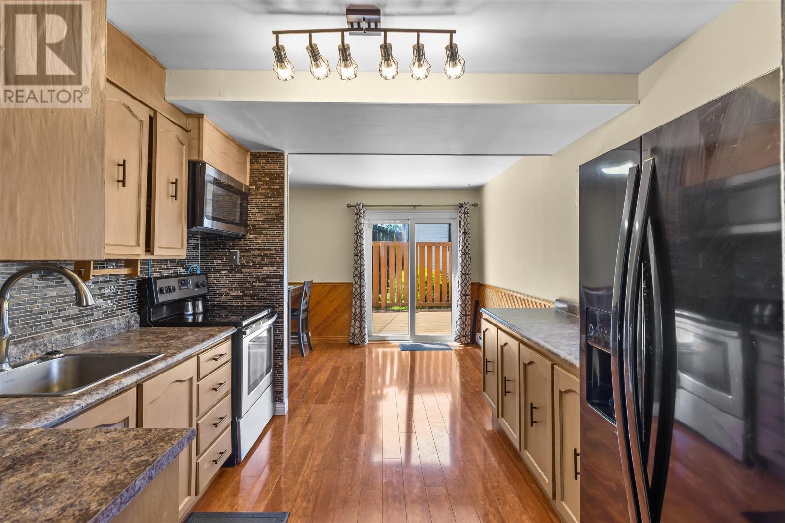 5 Mooney Crescent - 5