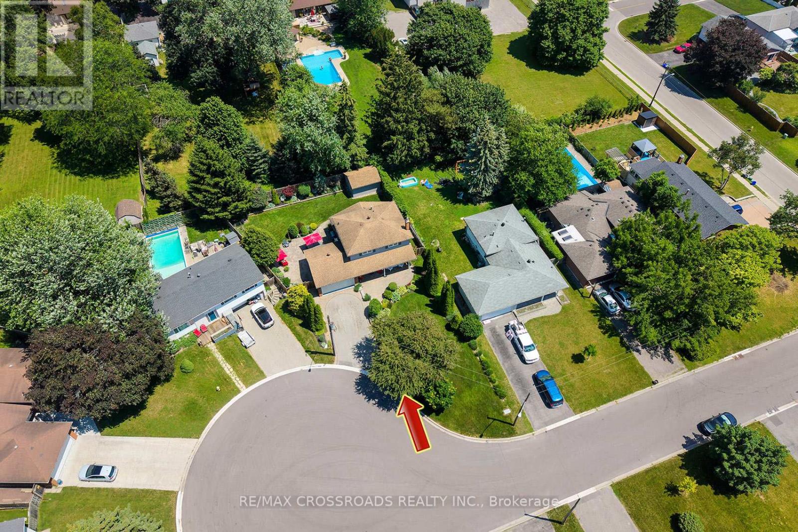 7 DINGLEY COURT - 4